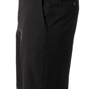 Walter Hagen Men's Black Performance 11 Golf Shorts - Size 50